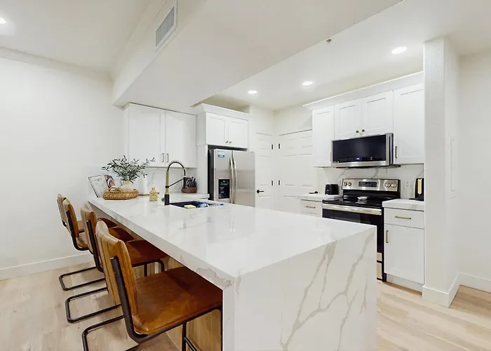 Luxury Resort-style Extended In Scottsdale! * Scottsdale
