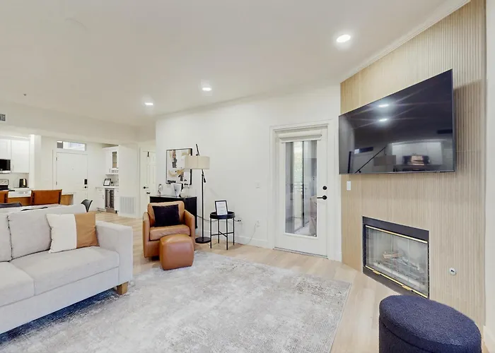 Luxury Resort-style Extended In Scottsdale! * Scottsdale